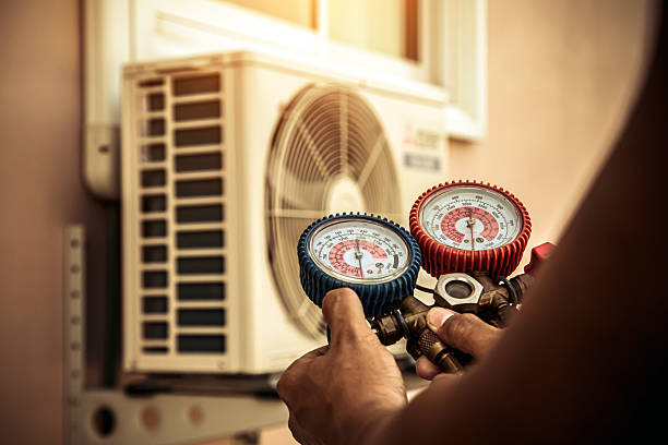 Professional Emergency Hvac technician working in Hazleton, PA